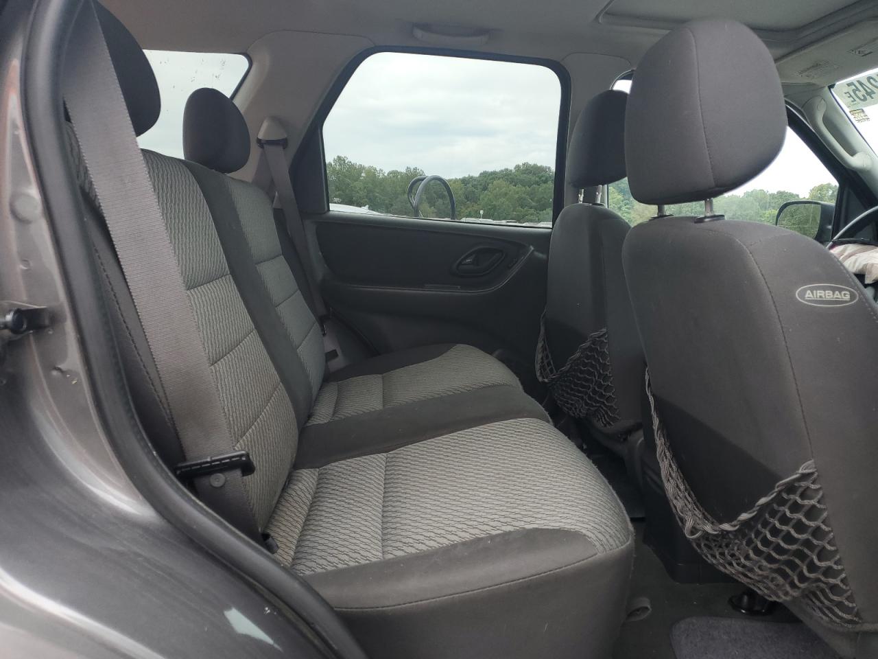 2004 Ford Escape Xlt VIN: 1FMCU93104DA12069 Lot: 81921245