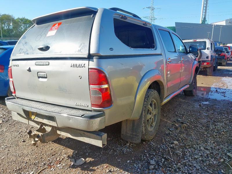 2015 TOYOTA HILUX INVINCIBLE X D-4D 4 