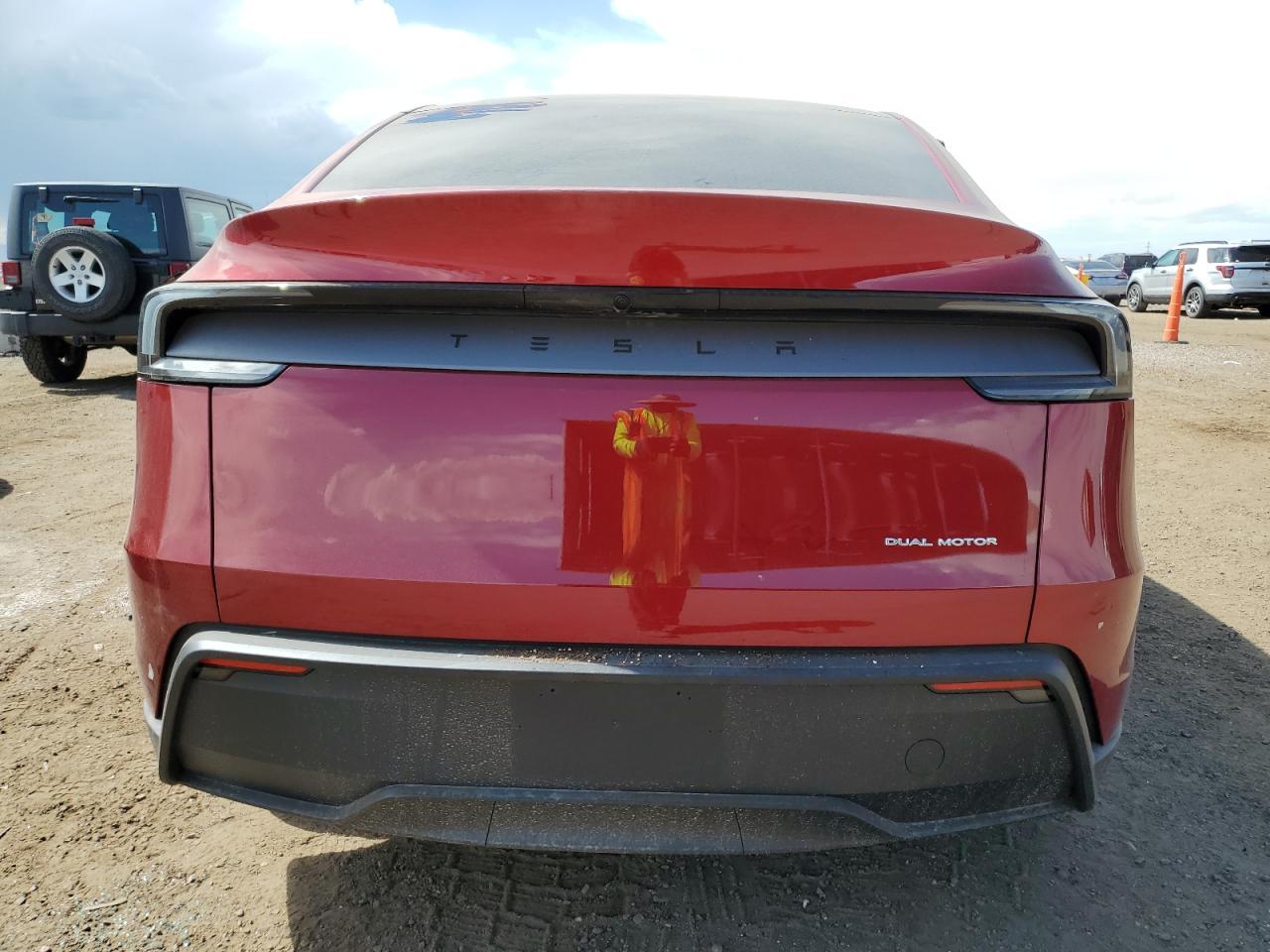 2026 Tesla Model Y VIN: 7SAYGDEE4TF336995 Lot: 72006815