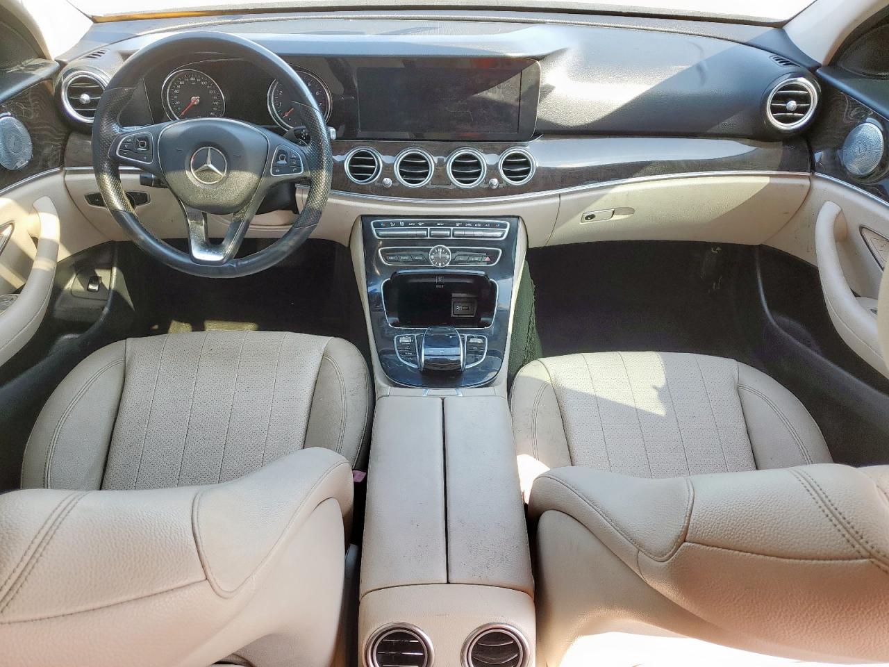 2017 Mercedes-Benz E 300 VIN: WDDZF4JB4HA104080 Lot: 72013725