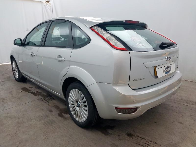 2010 FORD FOCUS TITANIUM 