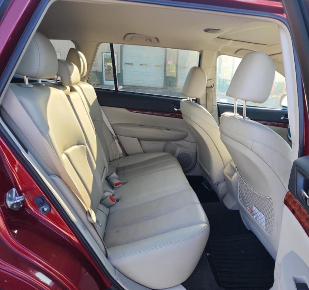 2011 Subaru Outback 2.5I Limited VIN: 4S4BRCKC0B3447691 Lot: 81805255