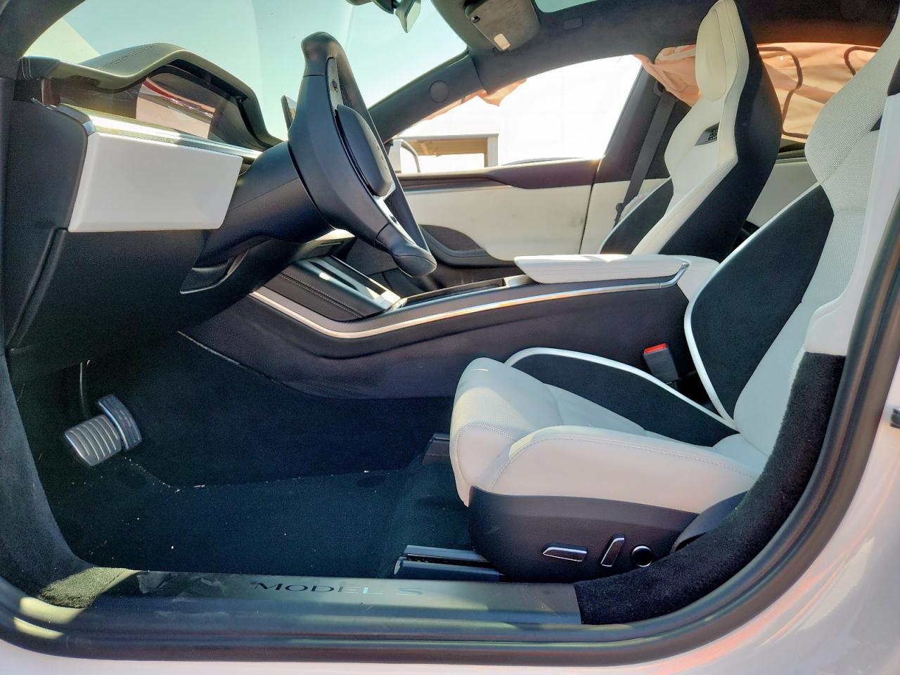 2025 Tesla Model S VIN: 5YJSA1E61SF546903 Lot: 71674695