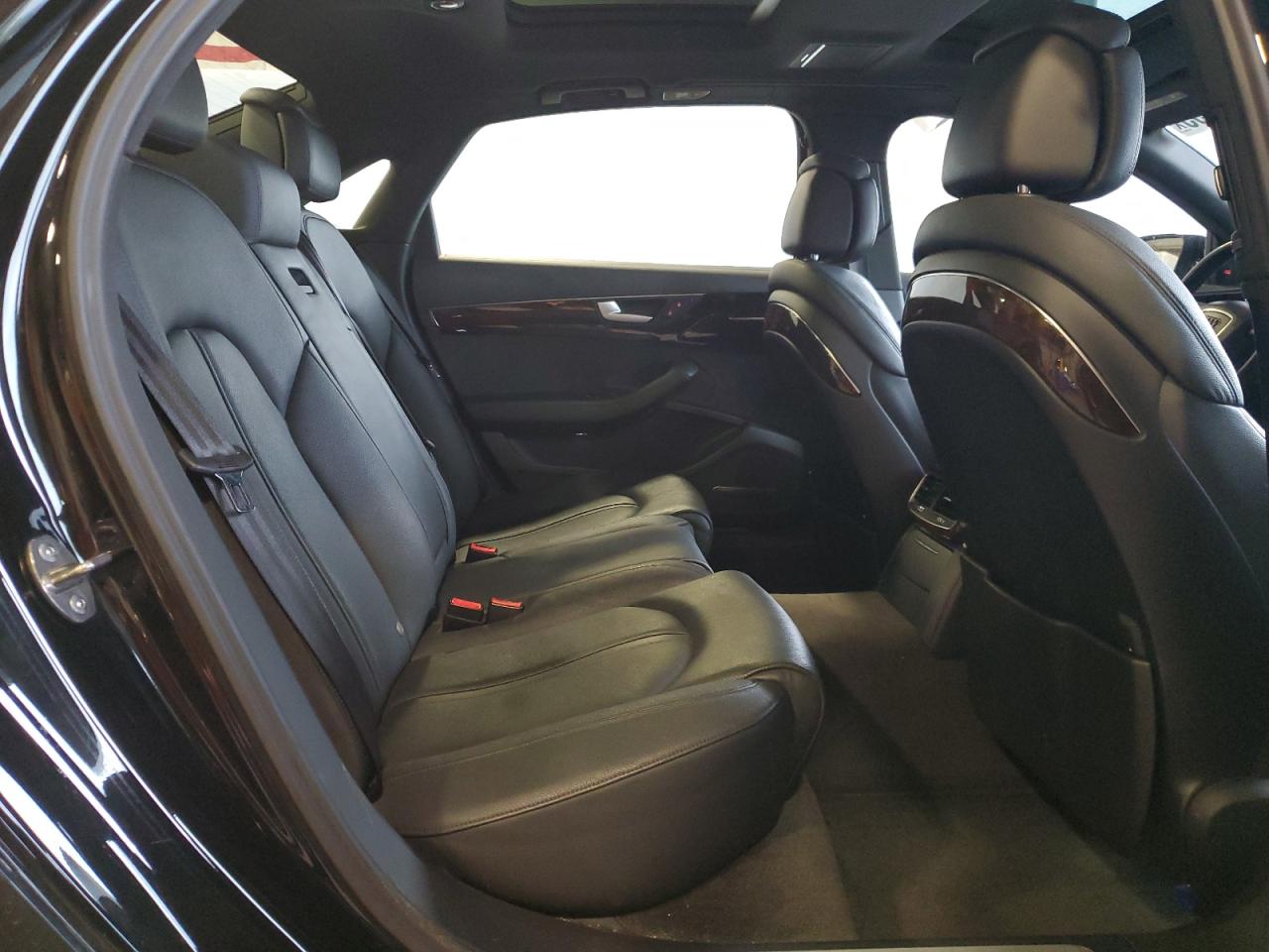 2017 Audi A8 L Quattro VIN: WAU44AFDXHN000895 Lot: 82079855