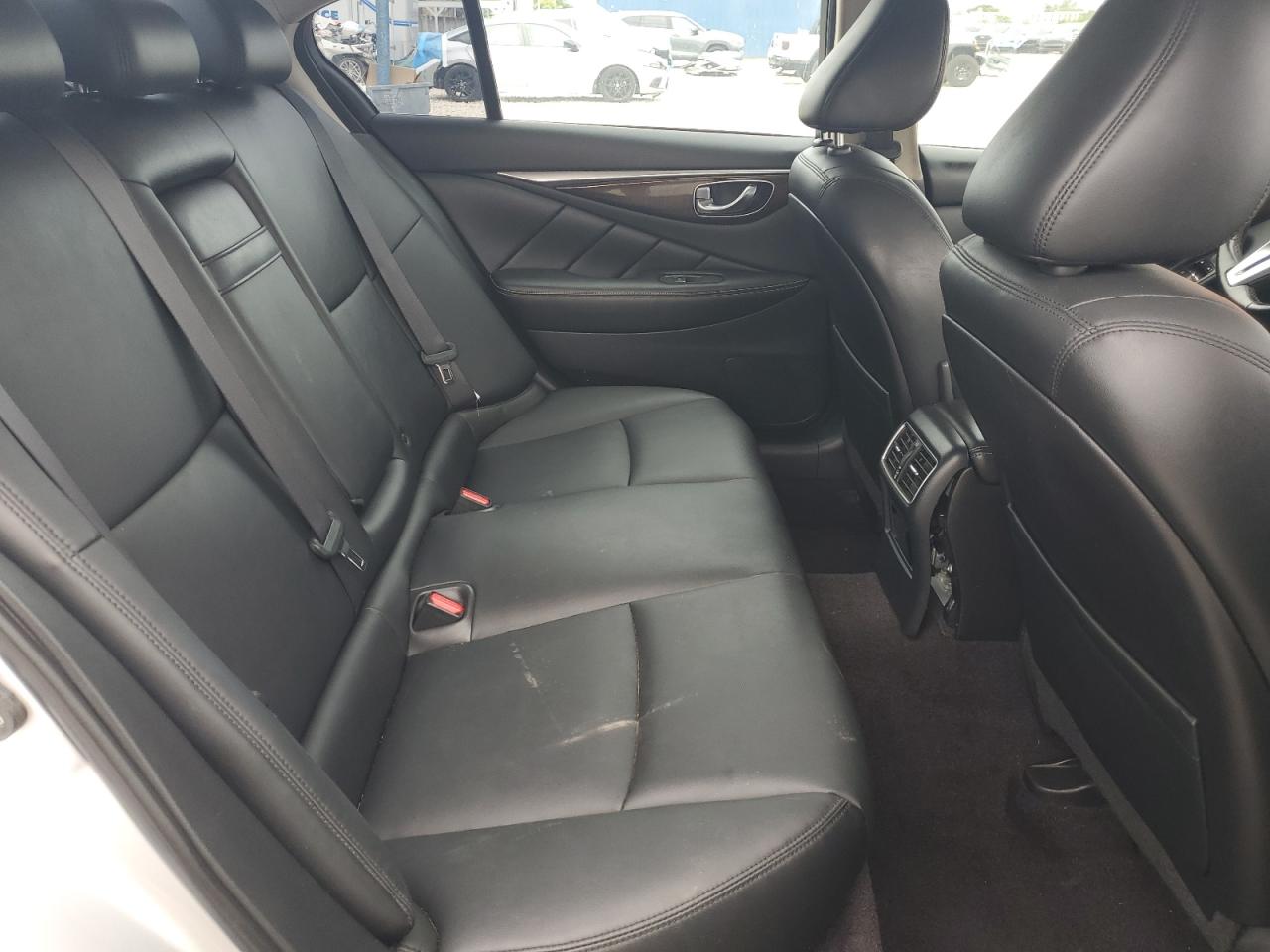 2018 Infiniti Q50 Luxe VIN: JN1EV7AR0JM433540 Lot: 70497005