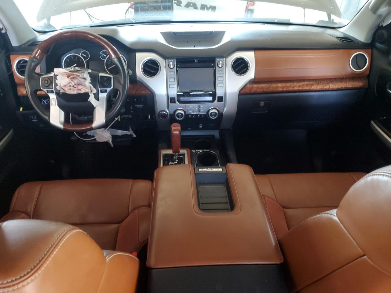 2017 Toyota Tundra Crewmax 1794 VIN: 5TFAY5F19HX615353 Lot: 81666425