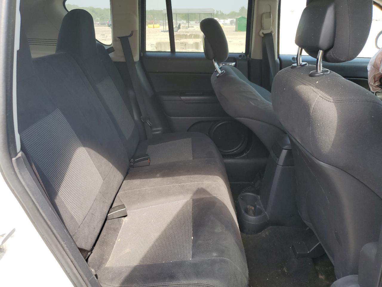 2011 Jeep Compass Sport VIN: 1J4NT1FB5BD264915 Lot: 80944805