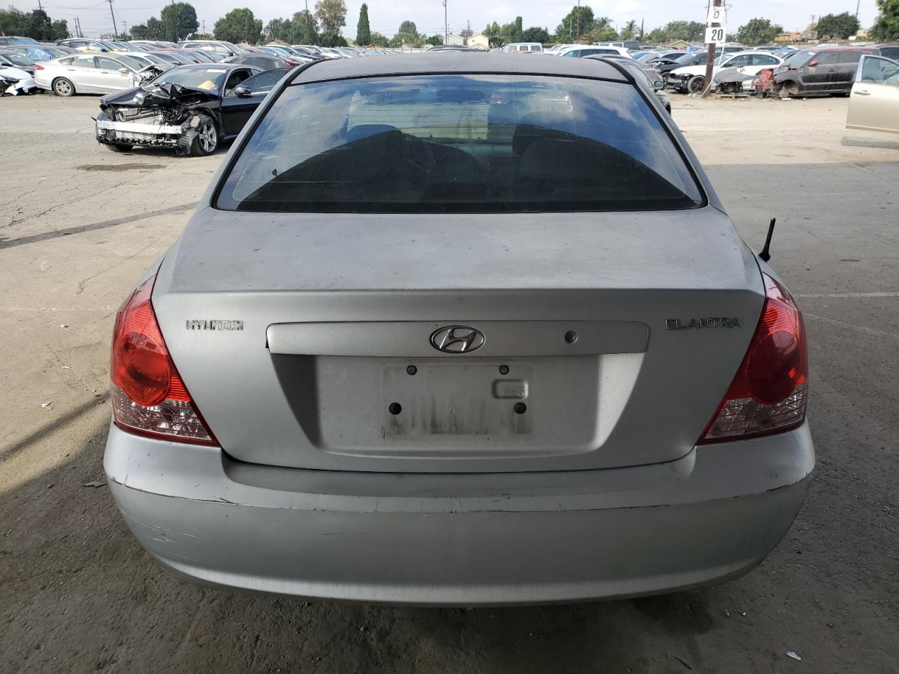 2005 Hyundai Elantra Gls VIN: KMHDN46D75U179170 Lot: 81885355