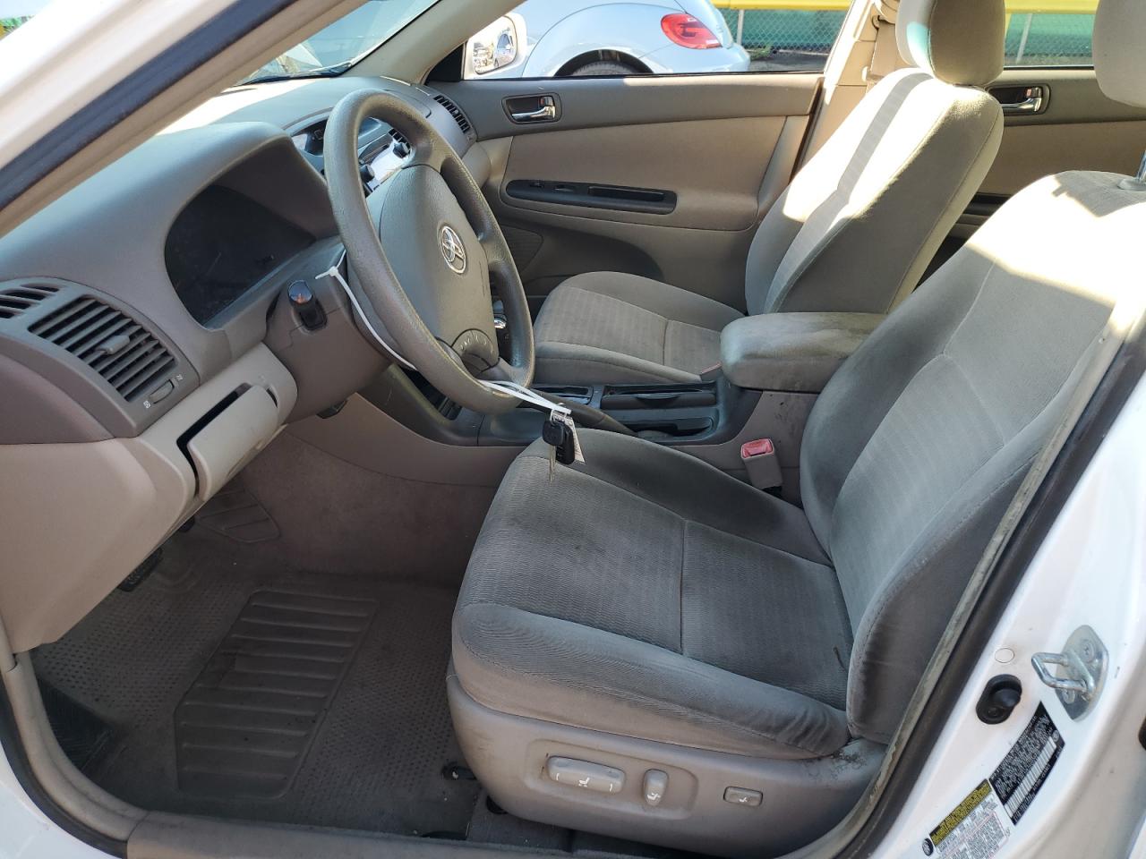 2005 Toyota Camry Le VIN: 4T1BE32K25U022216 Lot: 84454235