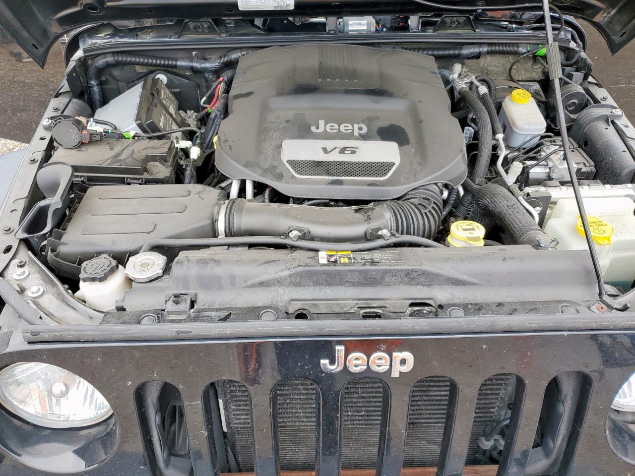 2018 Jeep Wrangler Unlimited Sport VIN: 1C4BJWDG4JL827306 Lot: 82161605