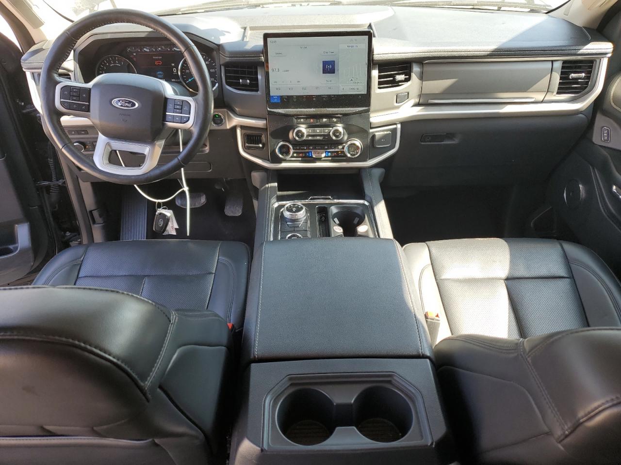 2024 Ford Expedition Xlt VIN: 1FMJU1J81REA51196 Lot: 84546045