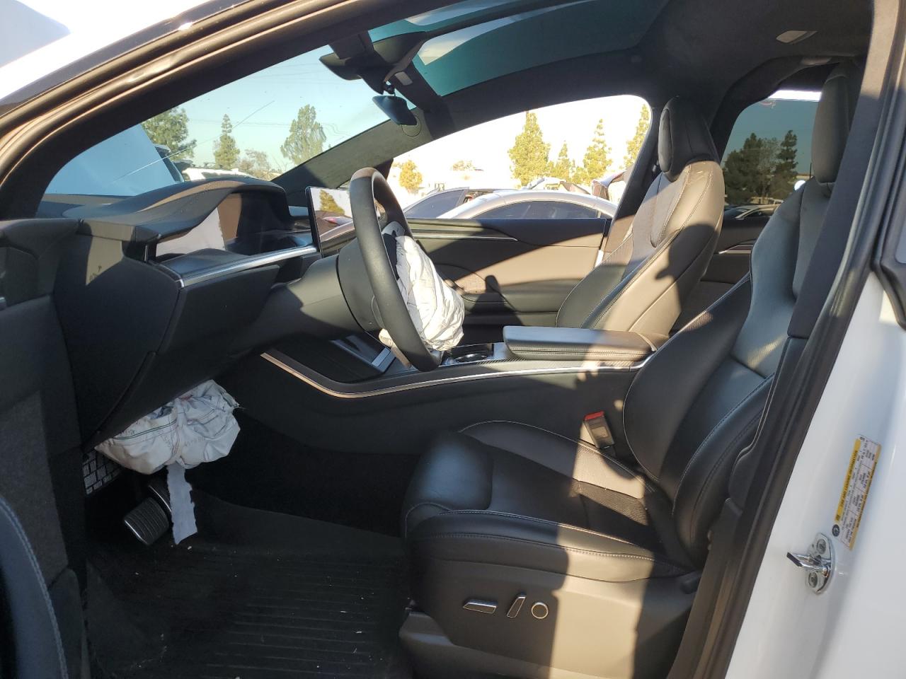 2023 Tesla Model X VIN: 7SAXCBE67PF409108 Lot: 83812825