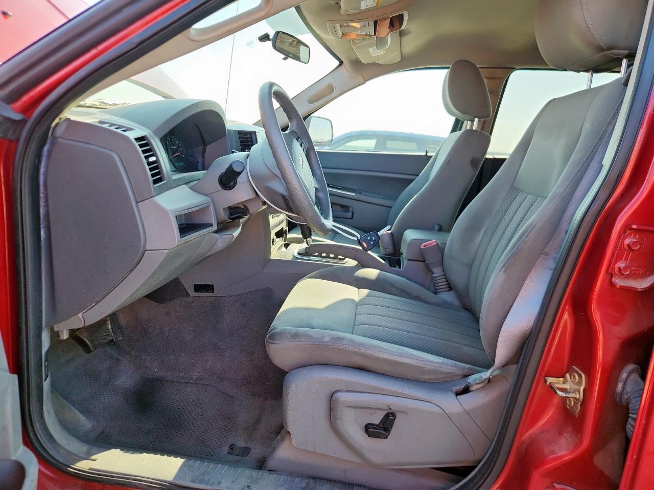 2005 Jeep Grand Cherokee Laredo VIN: 1J4GS48K35C682829 Lot: 80494455