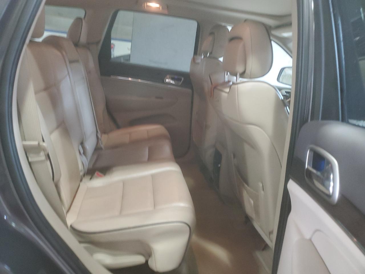 2014 Jeep Grand Cherokee Overland VIN: 1C4RJFCG0EC137753 Lot: 71074135