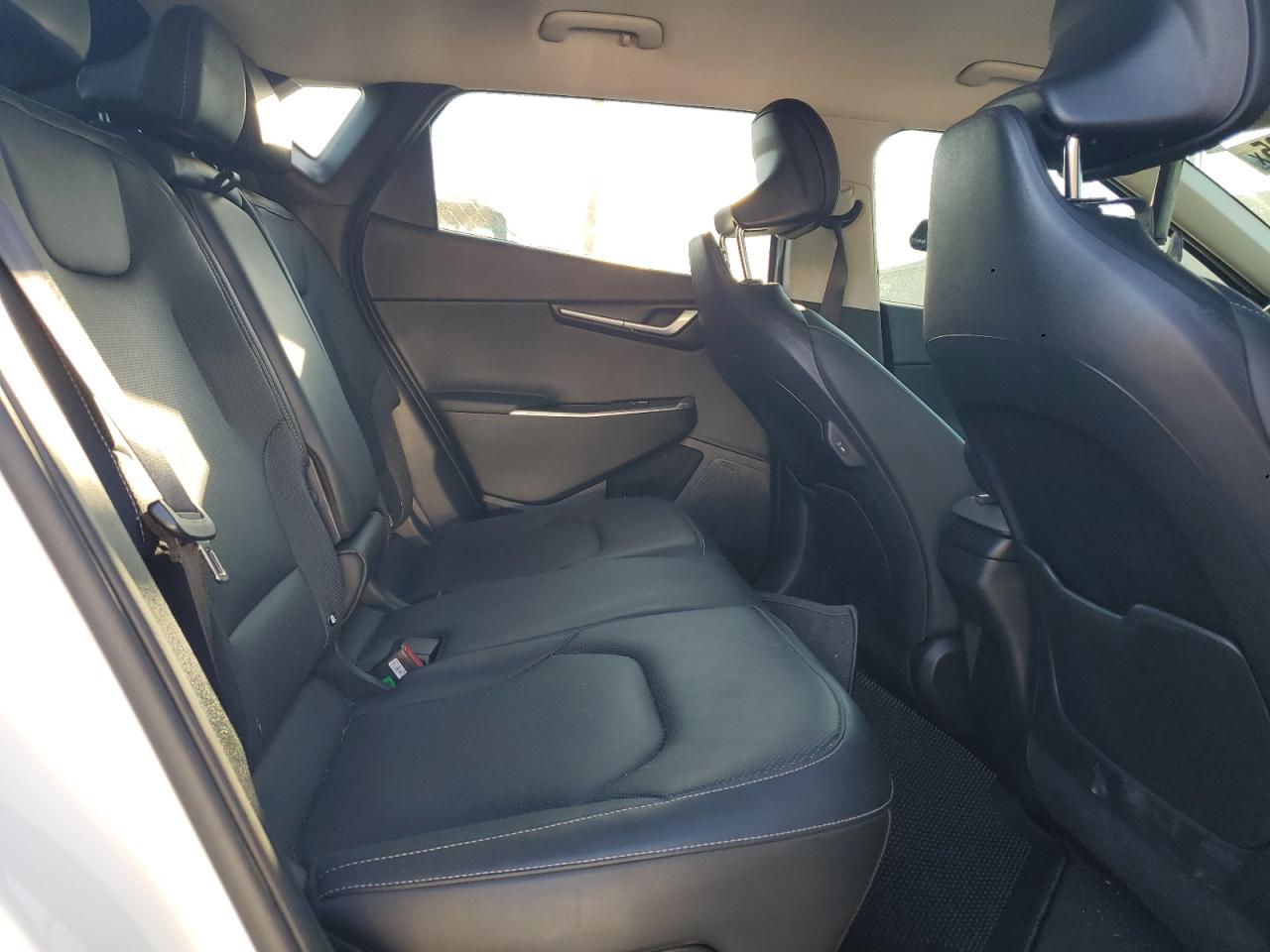 2022 Kia Ev6 Light VIN: KNDC3DLC8N5060281 Lot: 70823635