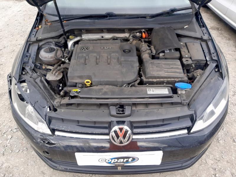 2013 VOLKSWAGEN GOLF SE BLUEMOTION TECH T 