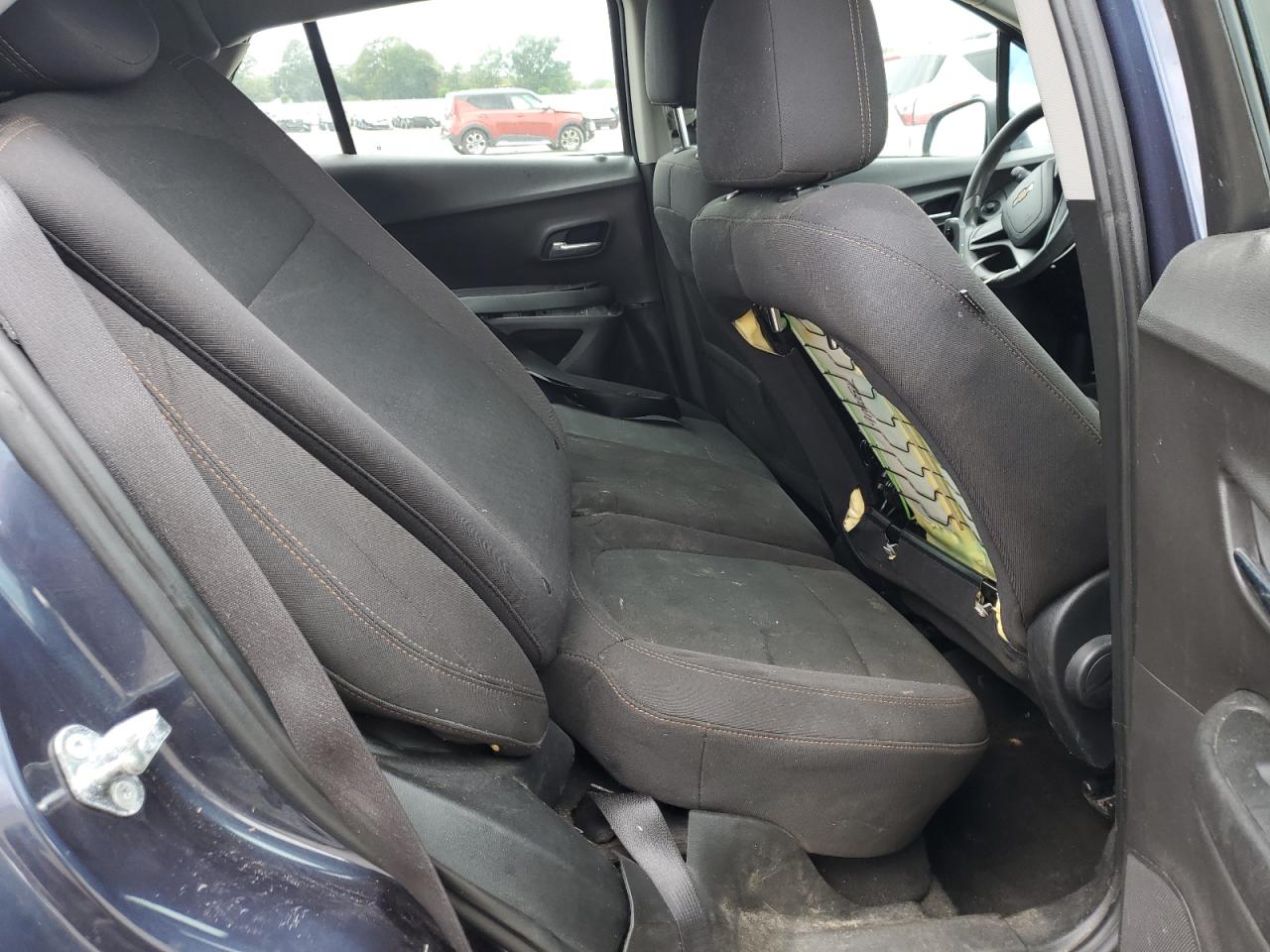 2018 Chevrolet Trax Ls VIN: 3GNCJKSBXJL198764 Lot: 80836955