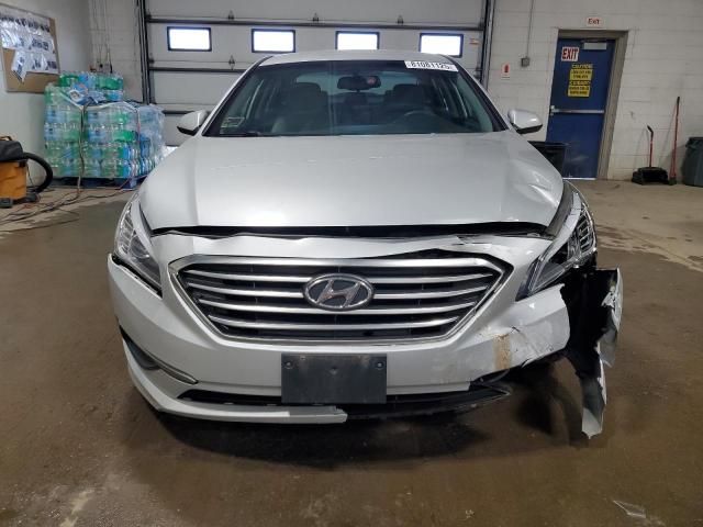  HYUNDAI SONATA 2016 Серебристый