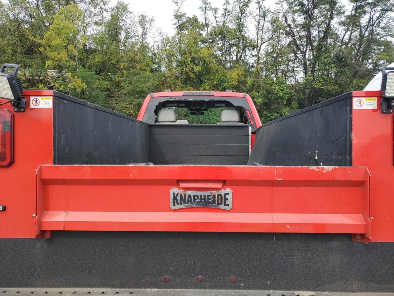 2020 Ford F550 Super Duty VIN: 1FDUF5HT2LDA08637 Lot: 84410845