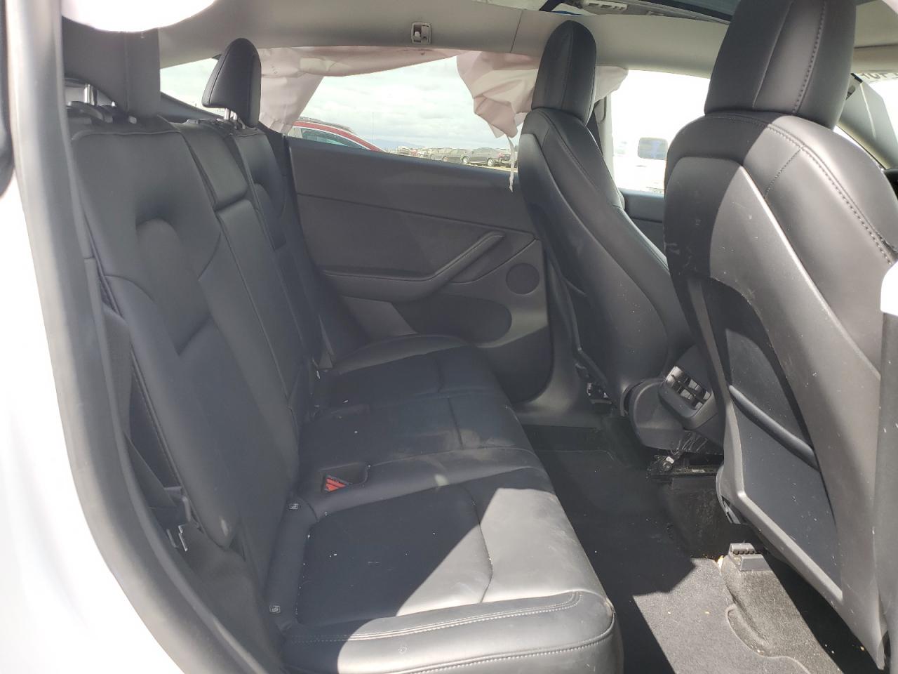 2022 Tesla Model Y VIN: 7SAYGDEE6NF436969 Lot: 71888745