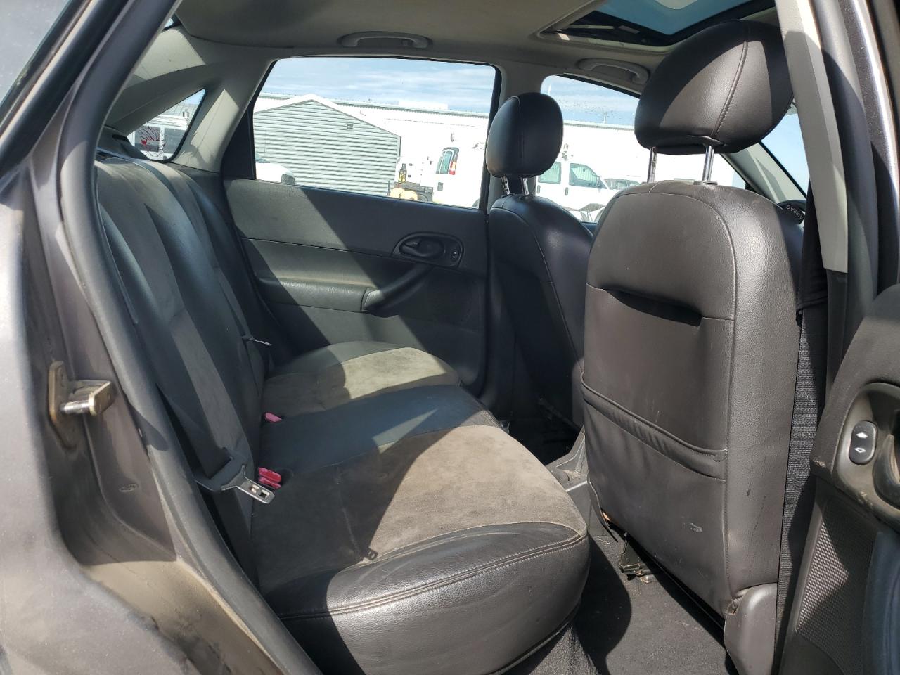 2005 Ford Focus Zx4 St VIN: 1FAHP38Z95W172900 Lot: 81735915
