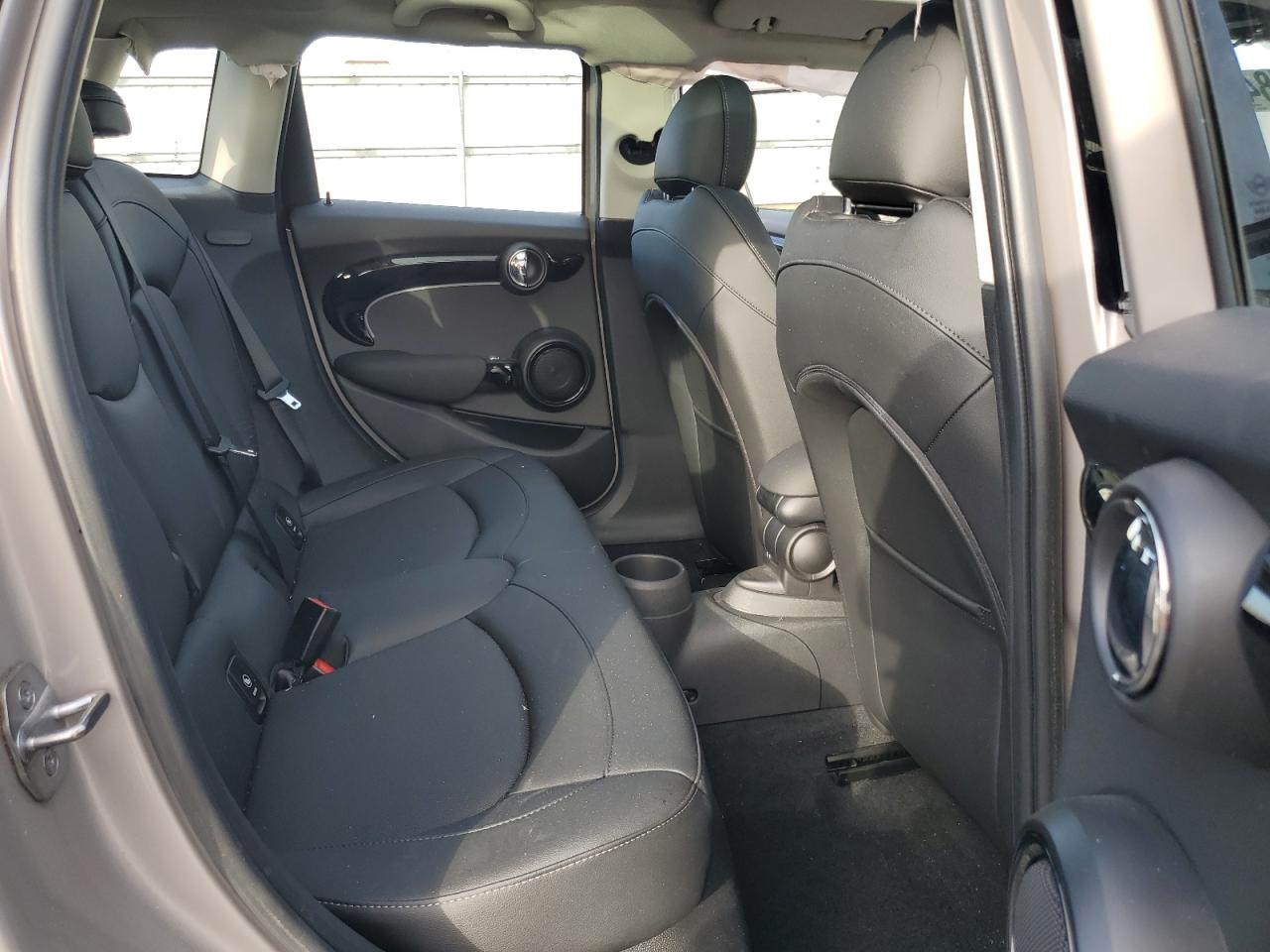 2023 Mini Cooper S VIN: WMW53DK03P2U06853 Lot: 84424755