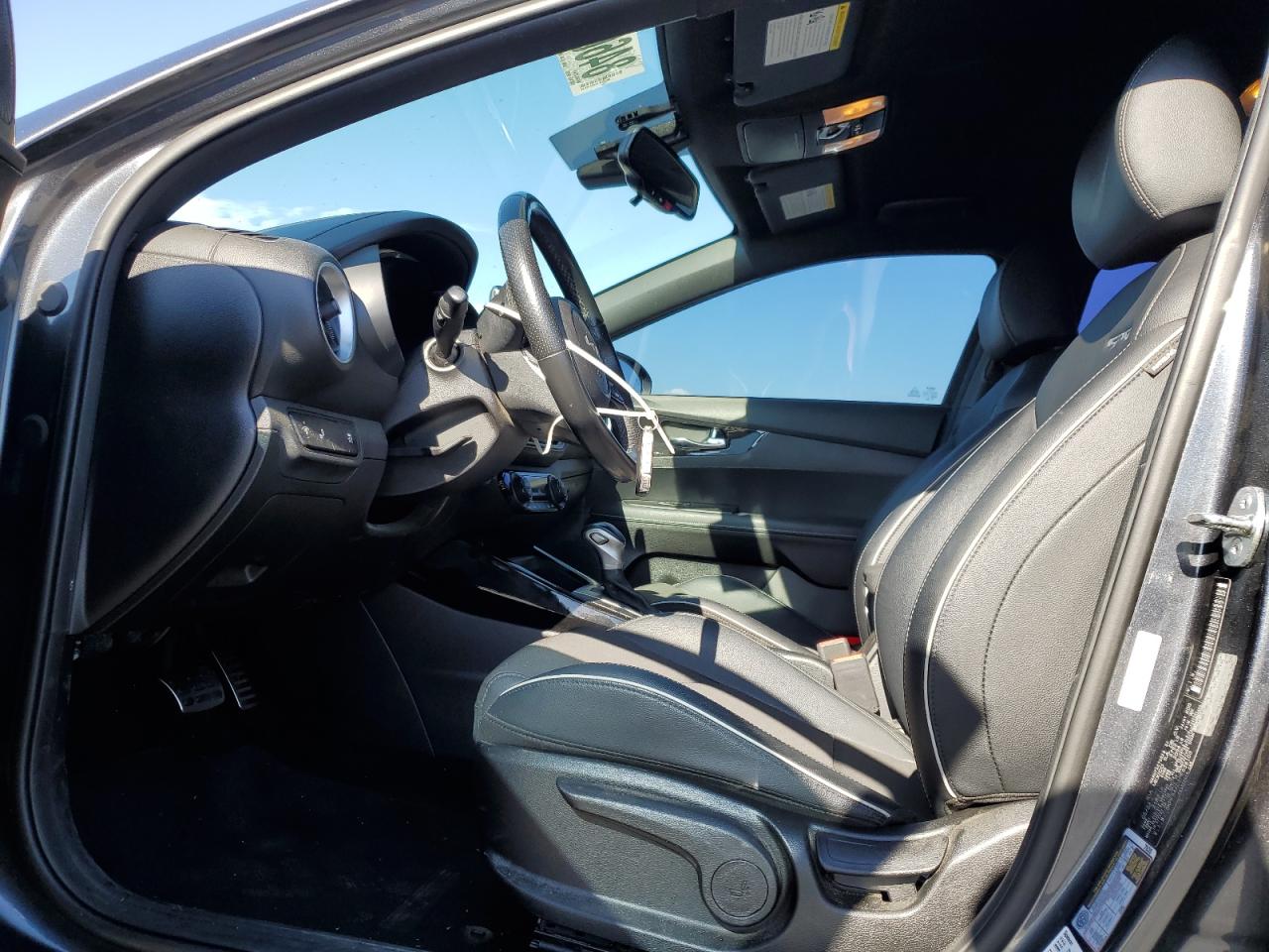 2023 Kia Forte Gt Line VIN: 3KPF54AD2PE636103 Lot: 84604365