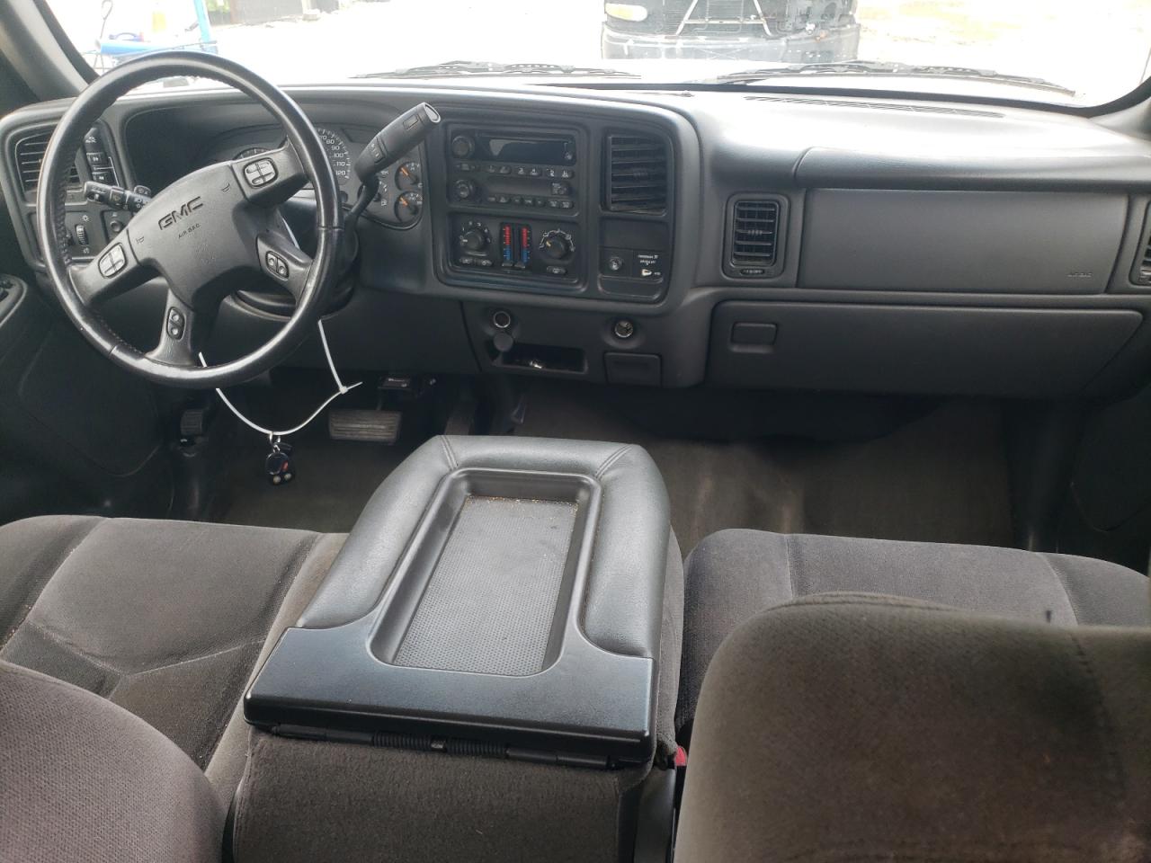 2006 GMC Sierra K2500 Heavy Duty VIN: 1GTHK29D06E220331 Lot: 83905825