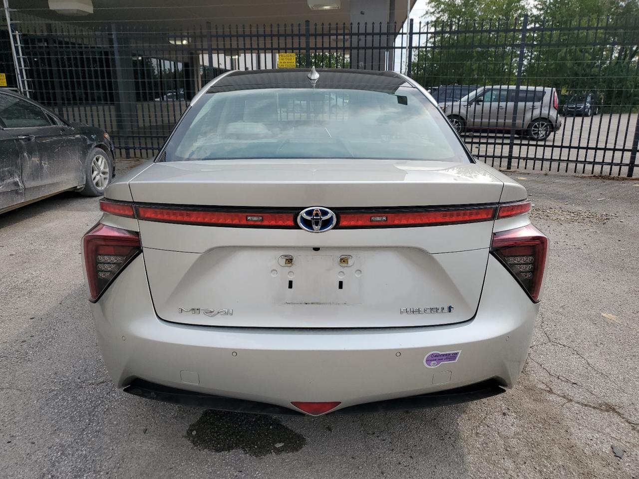2018 Toyota Mirai VIN: JTDBVRBD0JA005225 Lot: 71637675