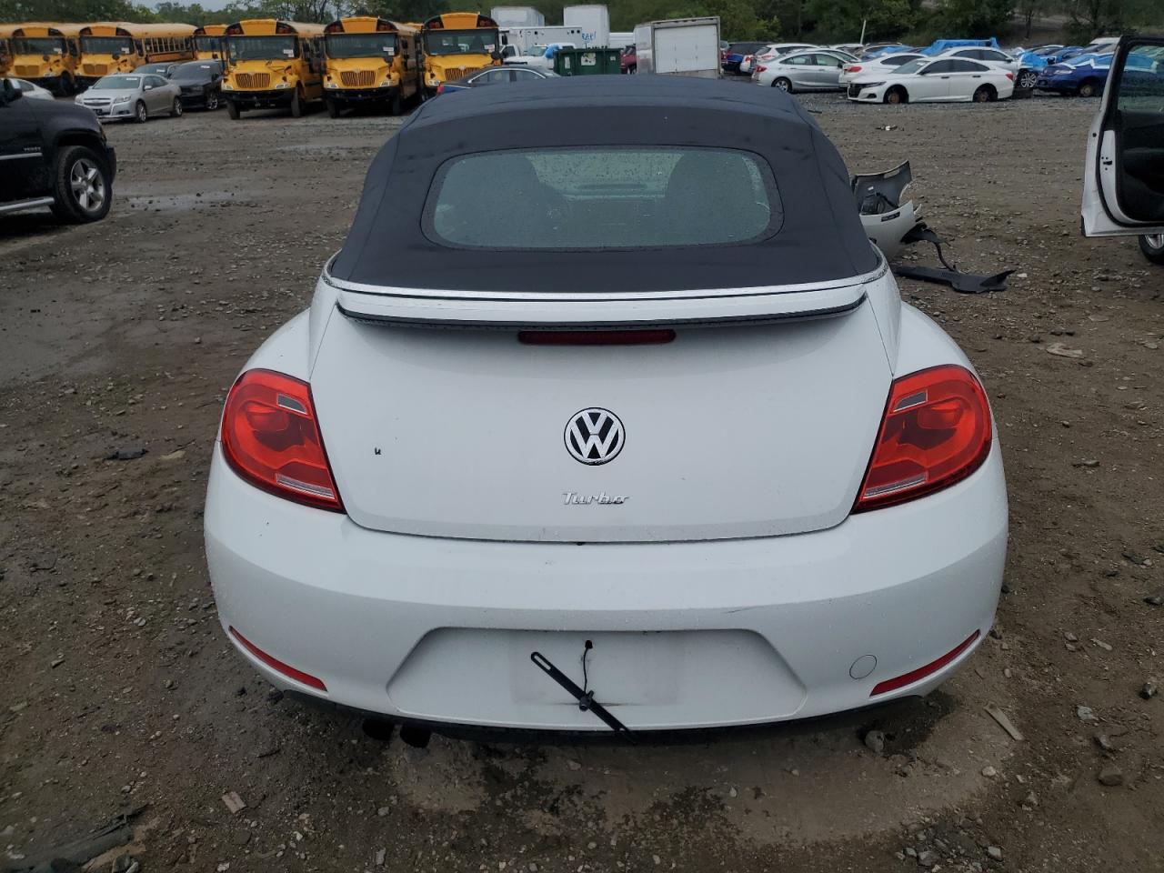 2016 Volkswagen Beetle S/Se VIN: 3VW517AT5GM812029 Lot: 80247885