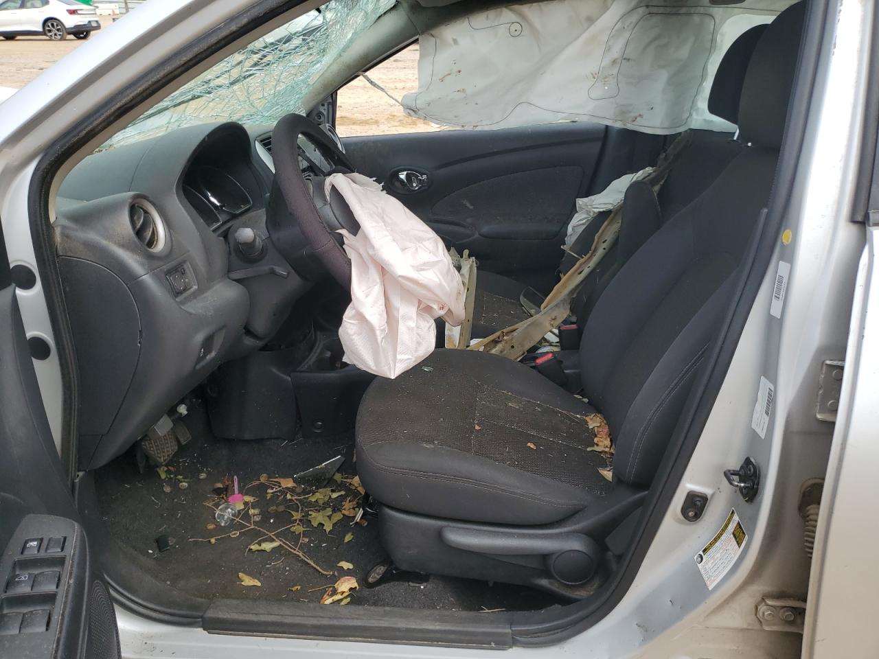 2014 Nissan Versa S VIN: 3N1CN7AP0EL818151 Lot: 81646585