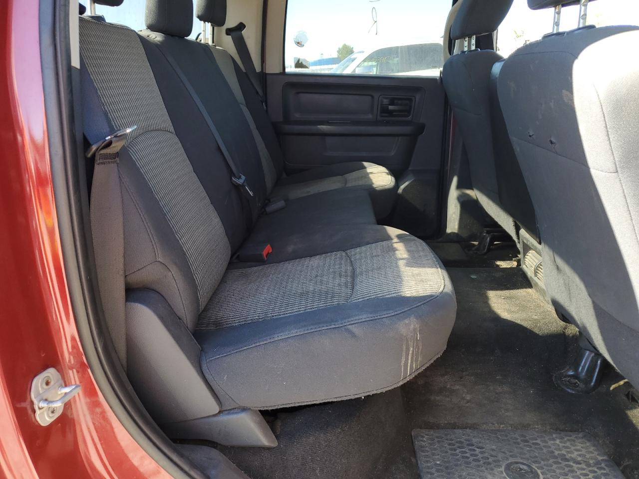 2010 Dodge Ram 1500 VIN: 1D7RV1CT9AS261322 Lot: 80807085