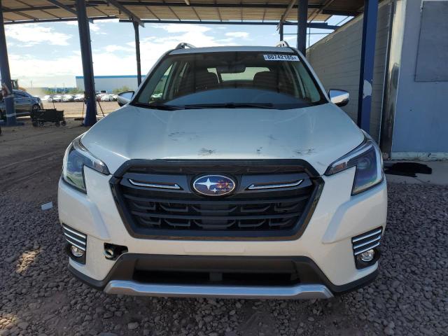  SUBARU FORESTER 2024 Белы