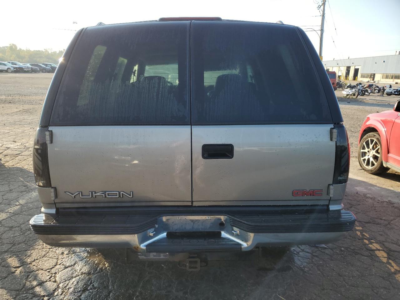 1999 GMC Yukon VIN: 1GKEK13R9XJ803849 Lot: 69962255