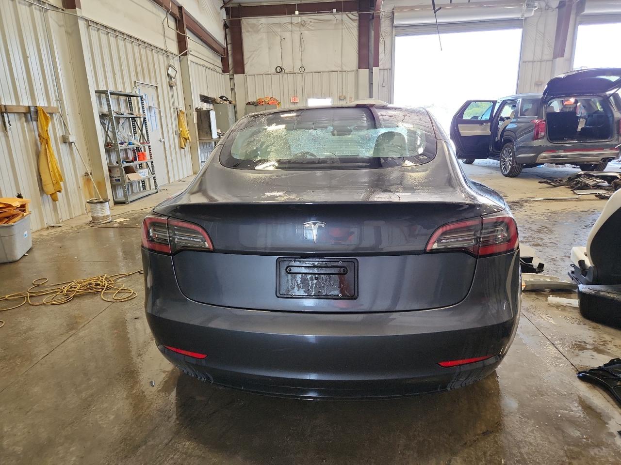 2023 Tesla Model 3 VIN: 5YJ3E1EAXPF668986 Lot: 70924035