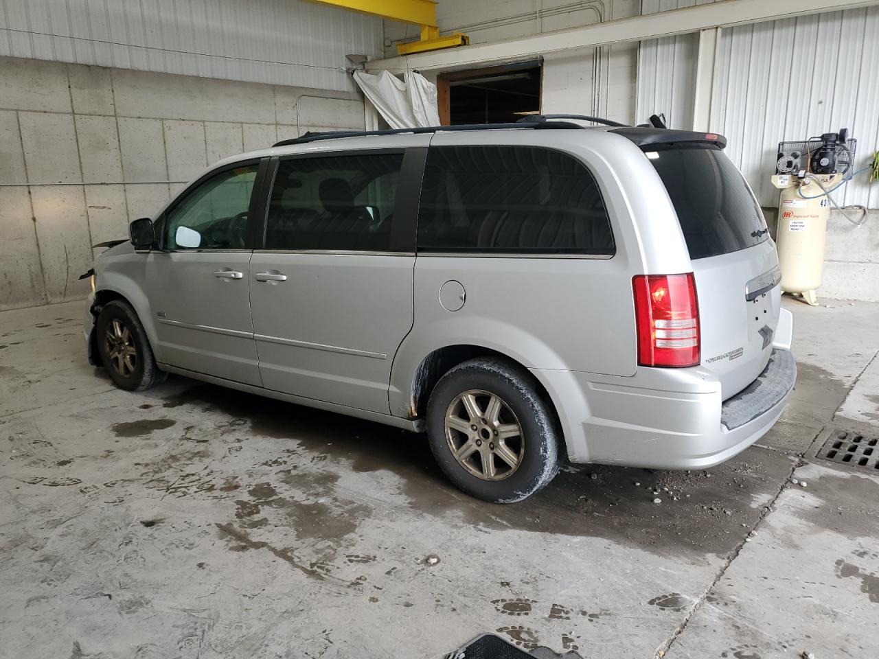 2008 Chrysler Town & Country Touring VIN: 2A8HR54P78R834175 Lot: 81636385