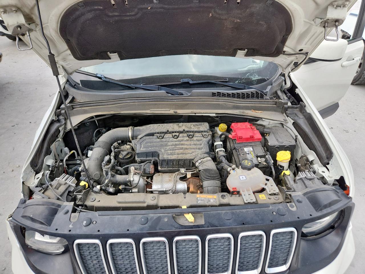 2021 Jeep Renegade Latitude VIN: ZACNJCB19MPM33498 Lot: 81318285