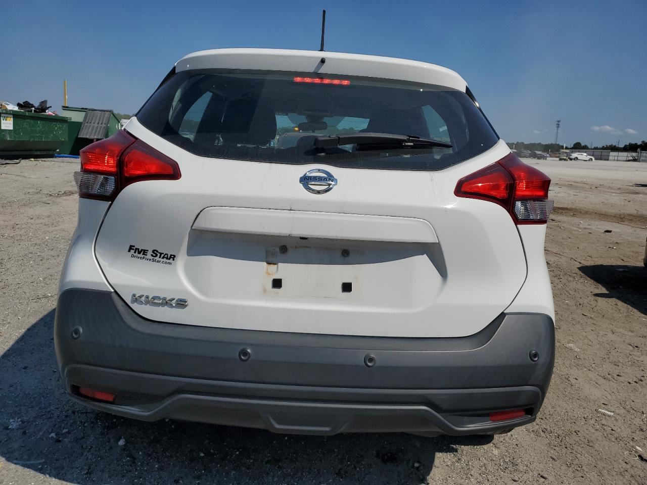2020 Nissan Kicks S VIN: 3N1CP5BV8LL563323 Lot: 81226255