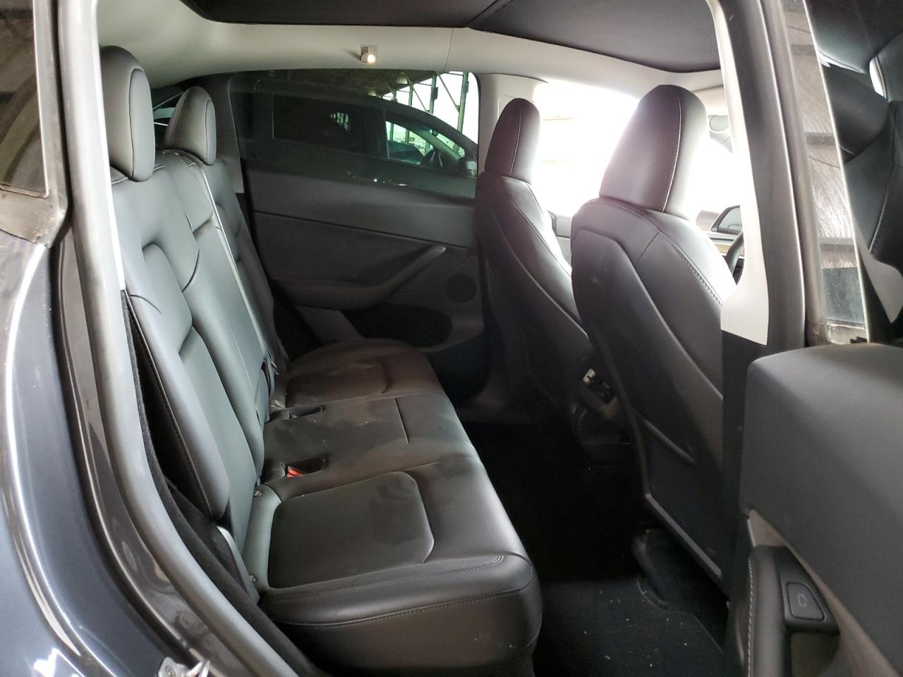2023 Tesla Model Y VIN: 7SAYGDEE8PF777227 Lot: 71371485