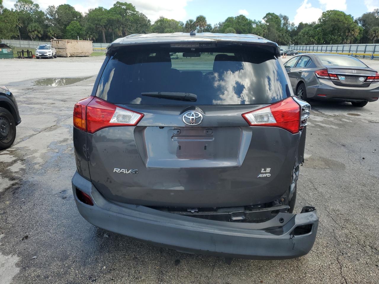 2015 Toyota Rav4 Le VIN: 2T3BFREV1FW321646 Lot: 84225325