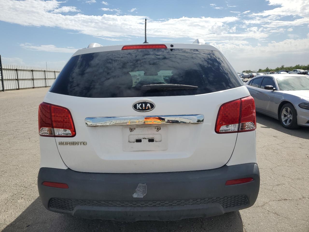 2011 Kia Sorento Base VIN: 5XYKT4A26BG112015 Lot: 81292085