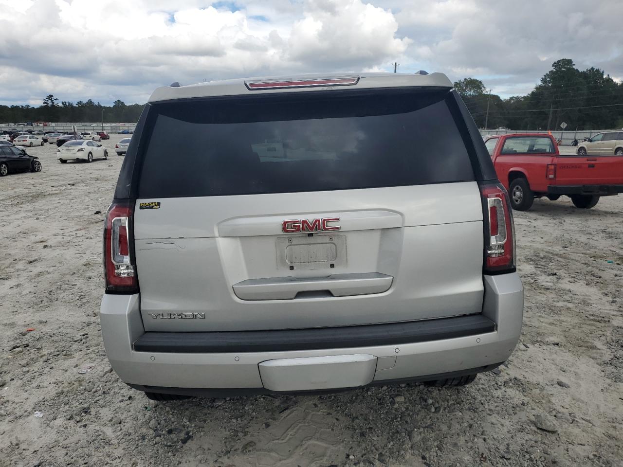 2016 GMC Yukon Sle VIN: 1GKS1AKC5GR245504 Lot: 81918835