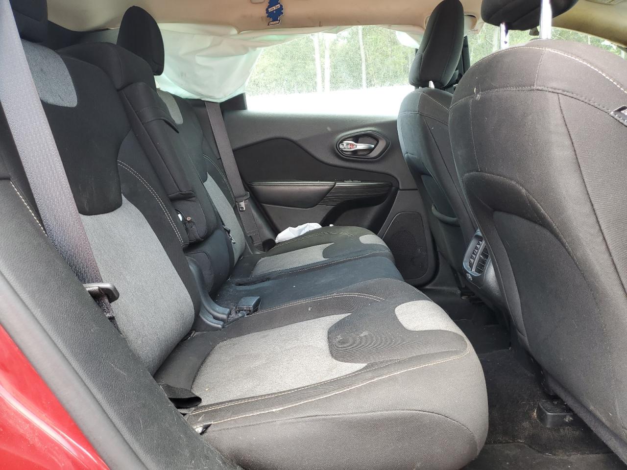 2014 Jeep Cherokee Sport VIN: 1C4PJLAB1EW122707 Lot: 80270125