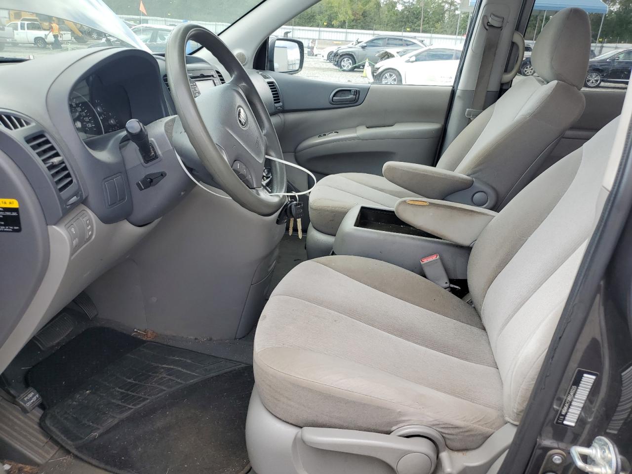 2014 Kia Sedona Lx VIN: KNDMG4C72E6540225 Lot: 81828145