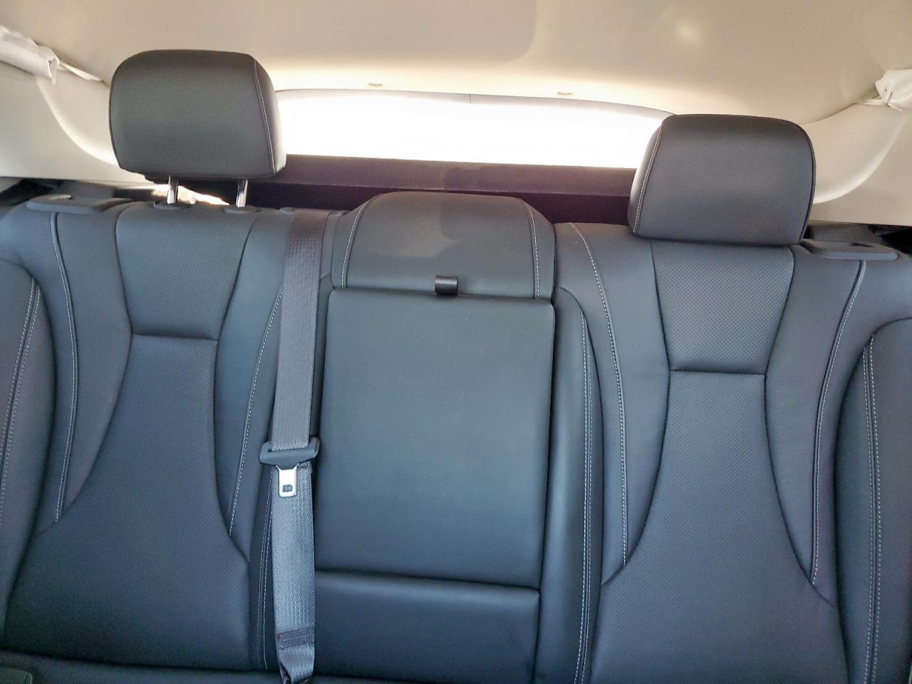 2021 Buick Envision Essence VIN: LRBFZNR47MD110558 Lot: 72080925