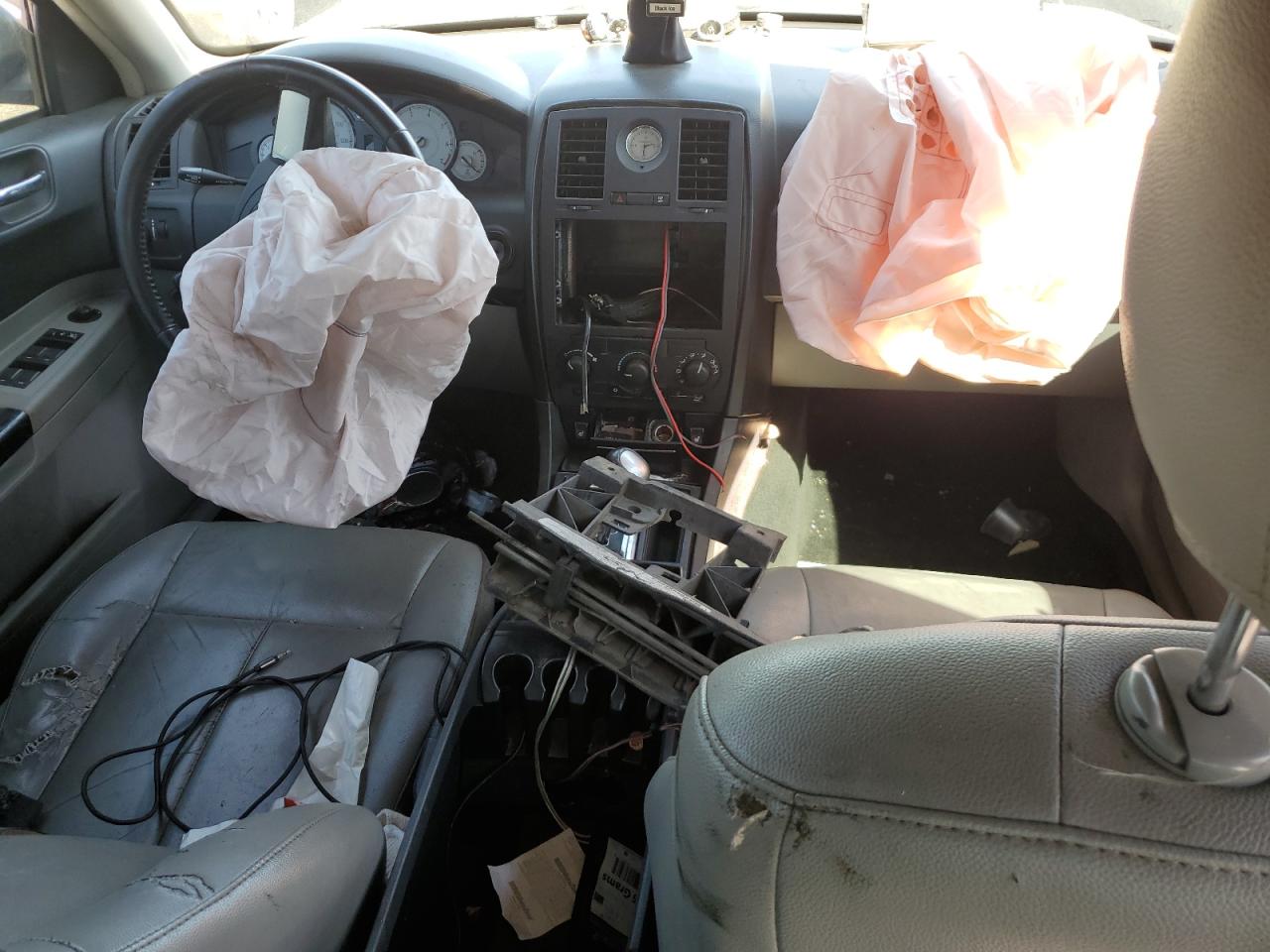 2007 Chrysler 300 Touring VIN: 2C3KA53G37H881511 Lot: 71769525