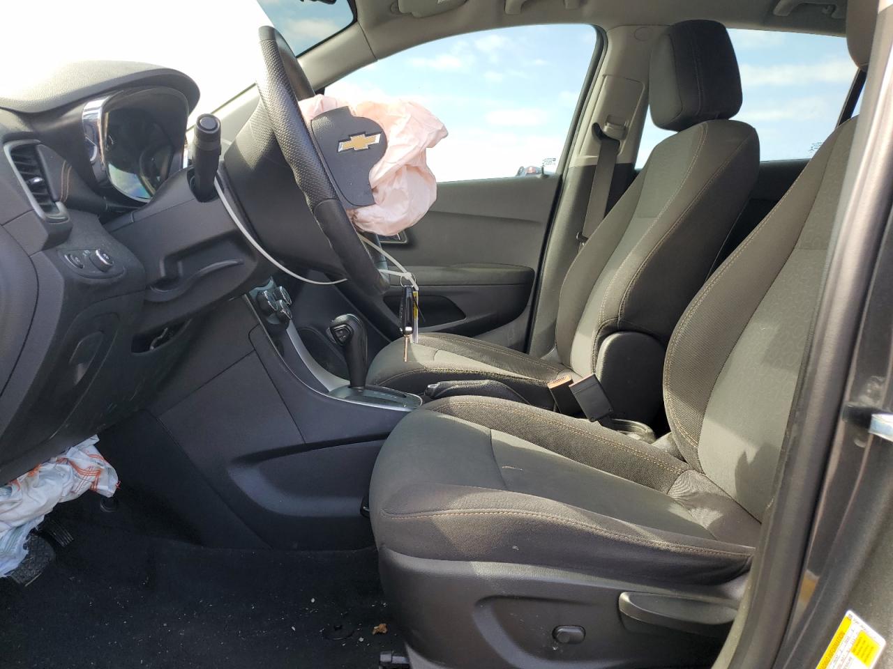 2020 Chevrolet Trax Ls VIN: 3GNCJNSB2LL124713 Lot: 71658135