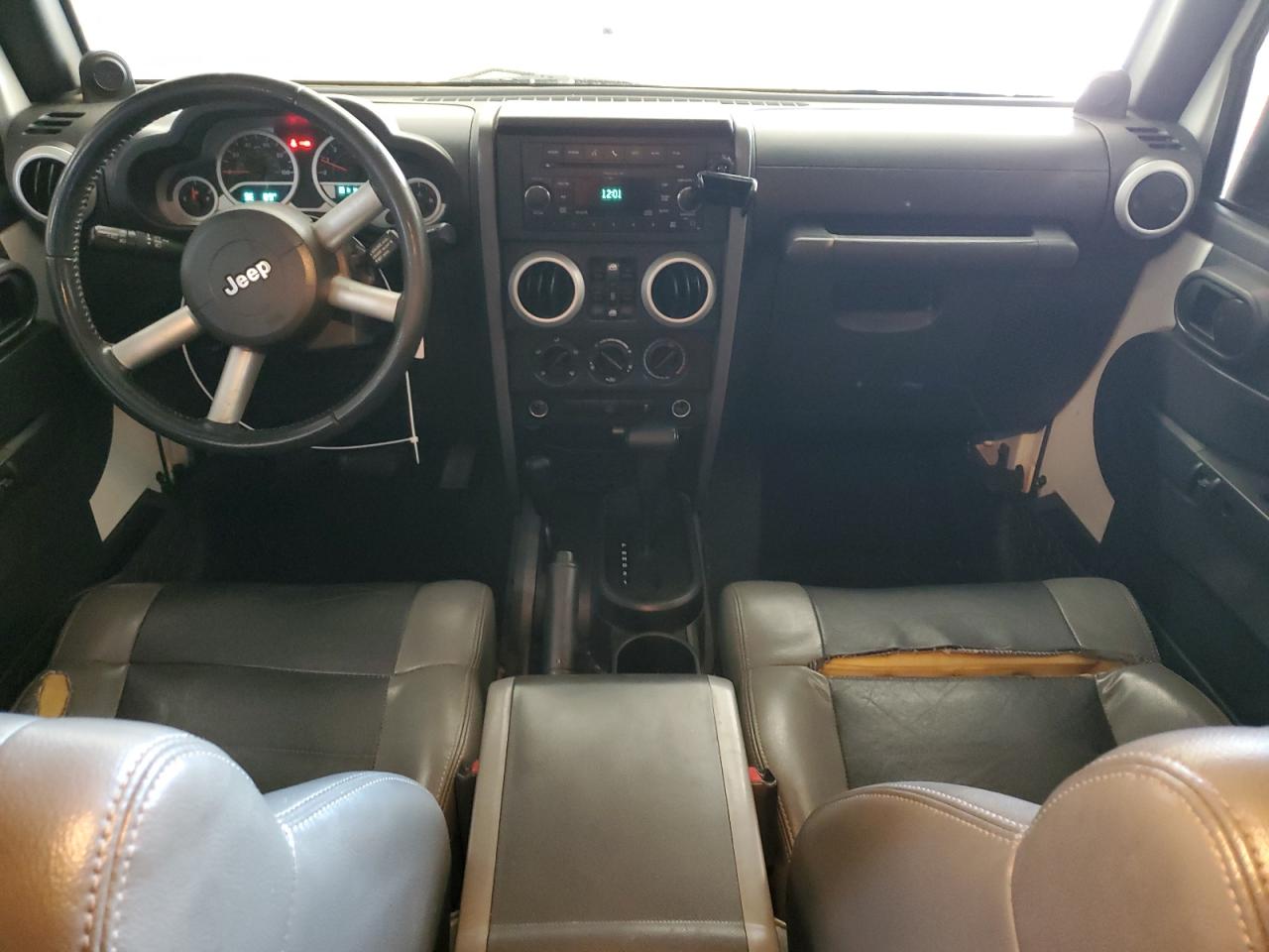 2010 Jeep Wrangler Unlimited Sahara VIN: 1J4BA5H17AL215482 Lot: 84401695