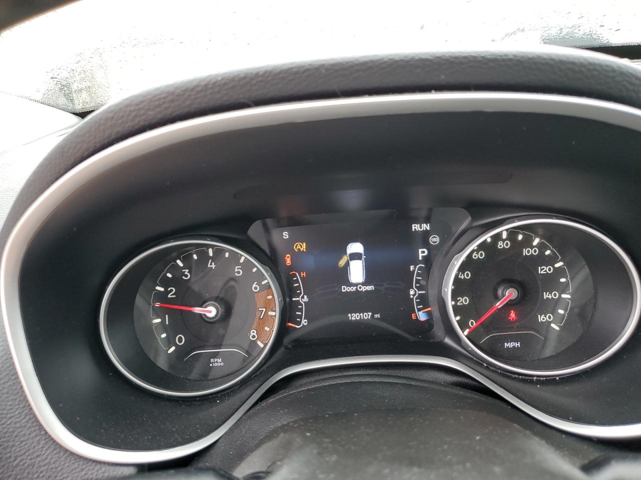 2018 Jeep Compass Latitude VIN: 3C4NJDBB8JT313665 Lot: 71706955