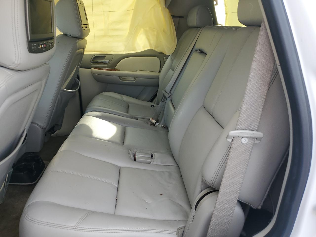 2008 Chevrolet Tahoe C1500 VIN: 1GNFC13008R128983 Lot: 80761925